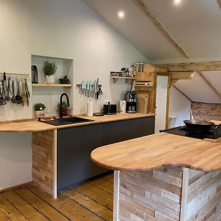 Backyard Mountain * مايرهوفن