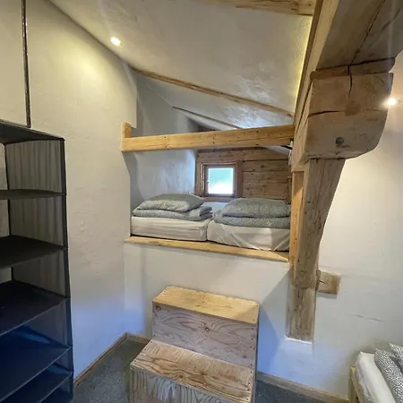 Backyard Mountain Hostal