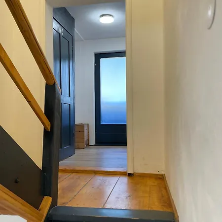 Backyard Mountain Hostel *