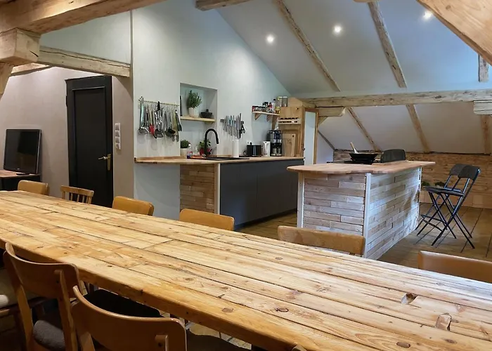 Backyard Mountain Hostal