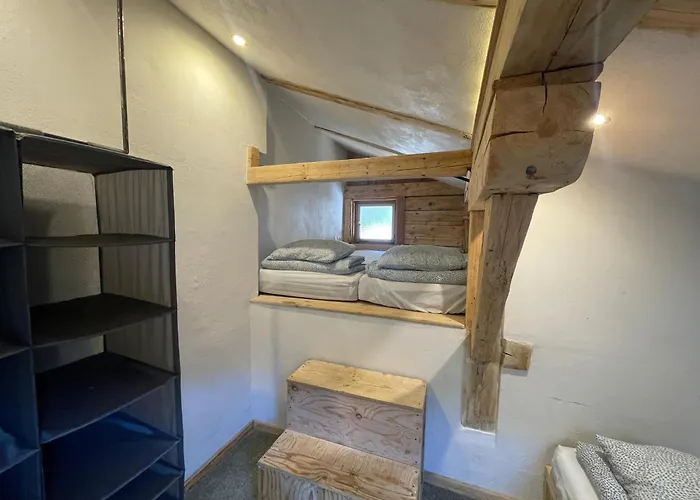 Backyard Mountain Hostal