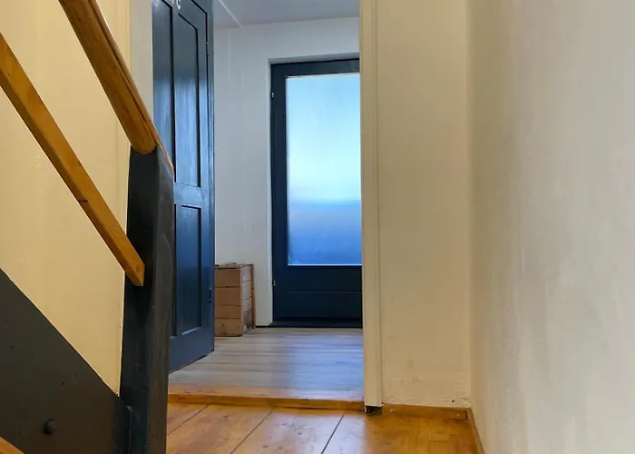 Backyard Mountain Hostal *